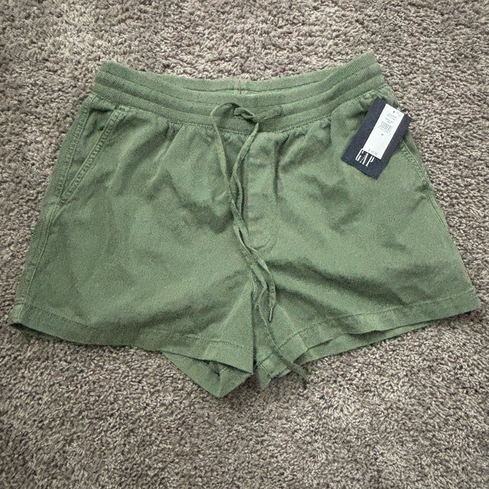 Gap Women’s Medium Shorts